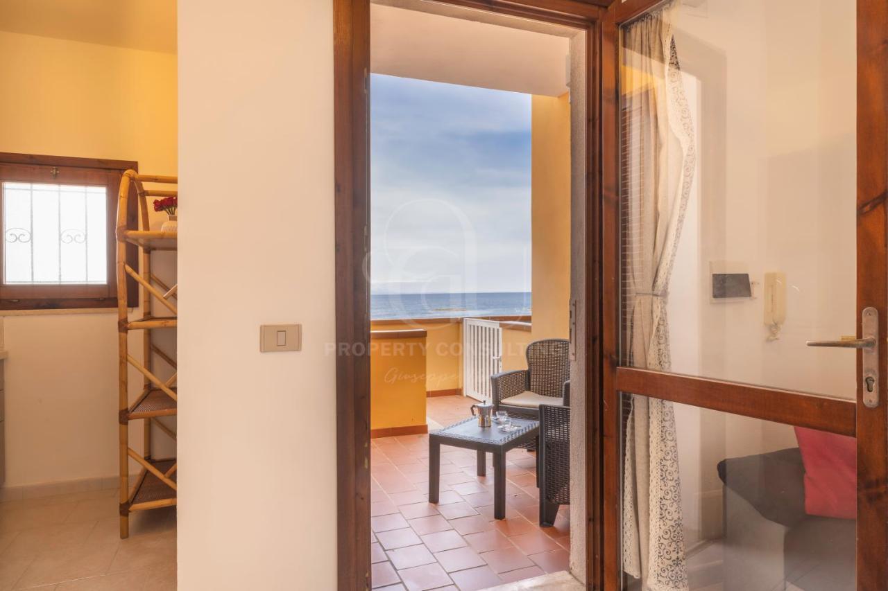 Apartamento Il Gabbiano Castelsardo Exterior foto